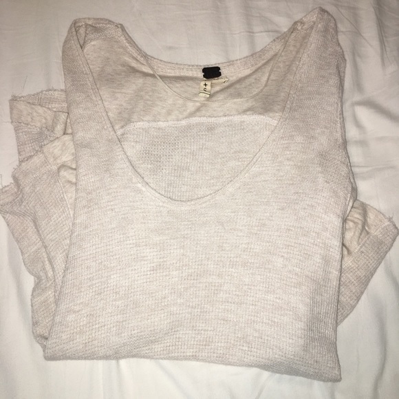 Free People oatmeal colored thermal sweater - Picture 2 of 8